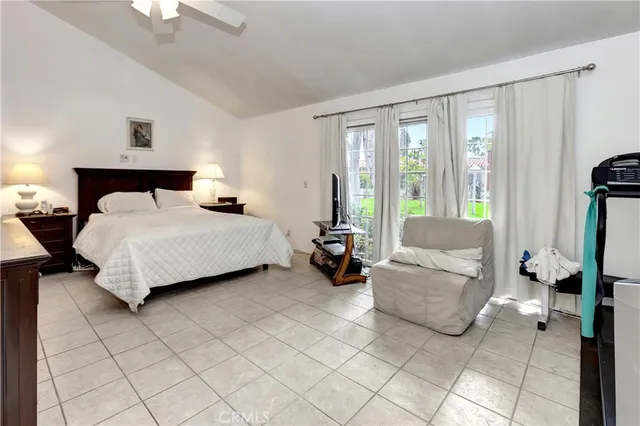 $7,100 | 432 Onda, Newport Beach, CA 92660