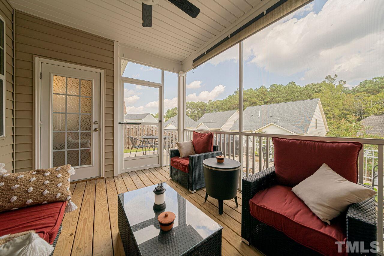 40 Mariners Point Way Garner, NC 27529 - Photo 3 of 28 Gallery Image 3