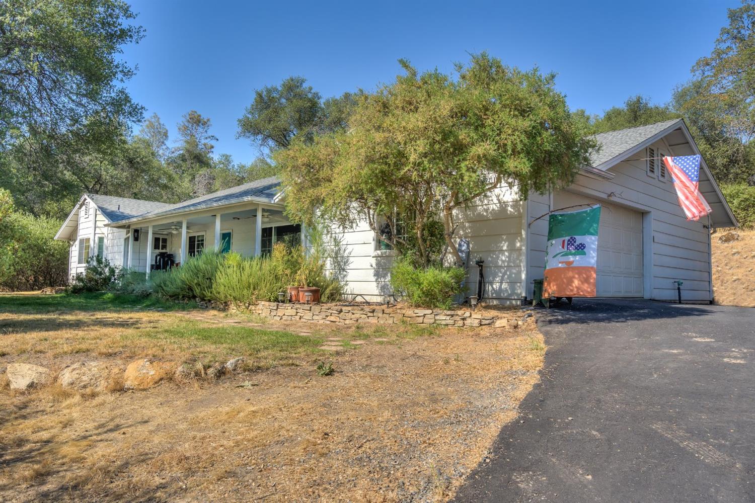 32271 Sunset Ridge Road West Coarsegold, CA 93614 - Photo 4 of 40 Gallery Image 4