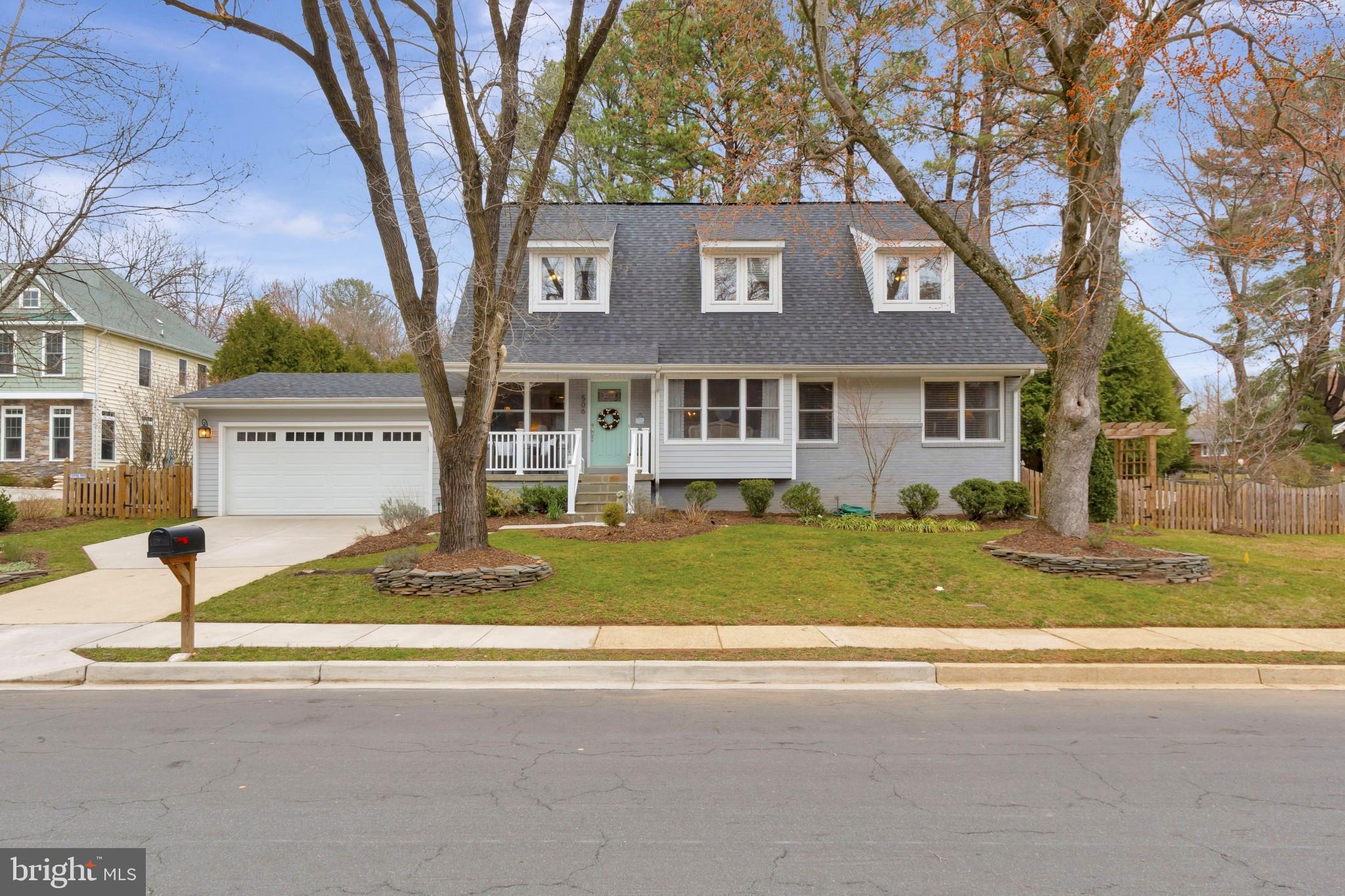 506 Moorefield Road Southwest Vienna, VA 22180 - Photo 1 of 30 Gallery Image 1