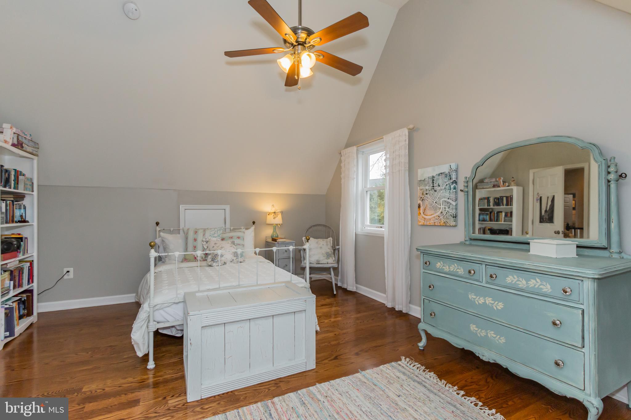 506 Moorefield Road Southwest Vienna, VA 22180 - Photo 17 of 30 Gallery Image 17
