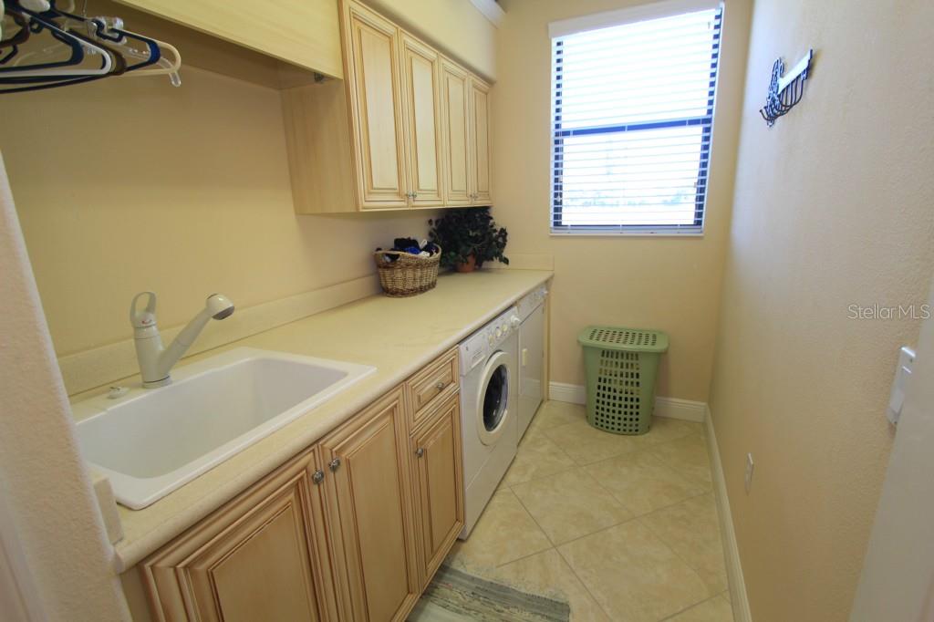15414 Mulholland Road Parrish, FL 34219 - Photo 21 of 25 Gallery Image 21