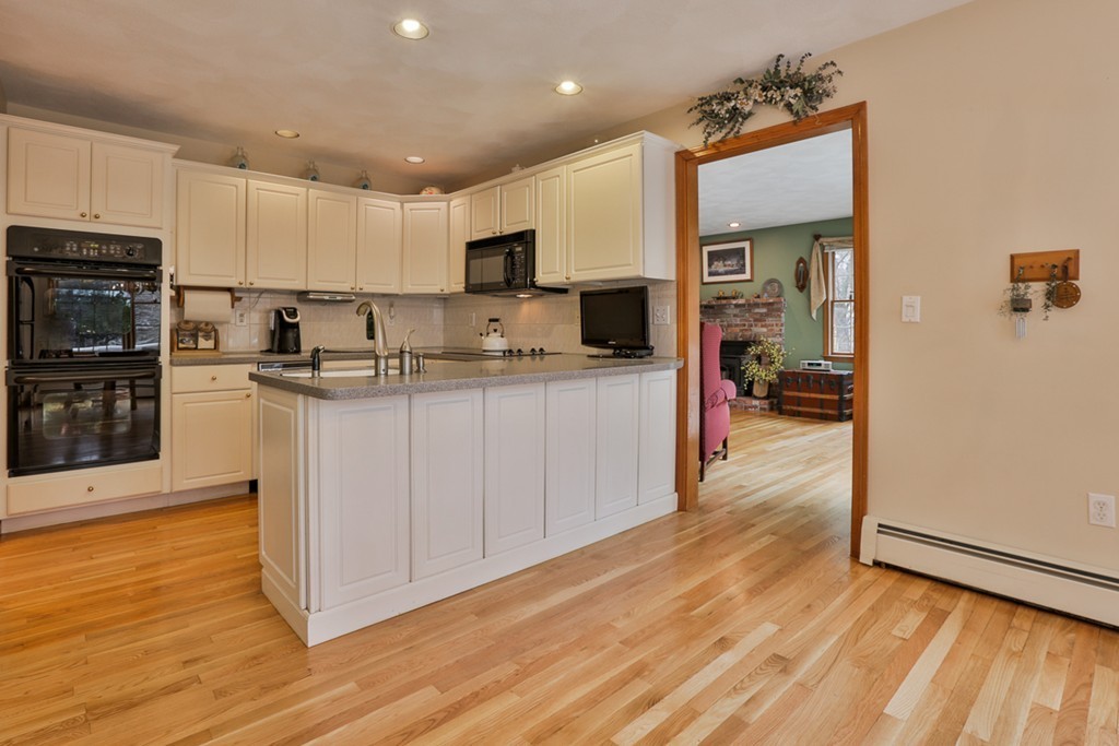 25 Webb Street Middleton, MA 01949 - Photo 13 of 30 Gallery Image 13