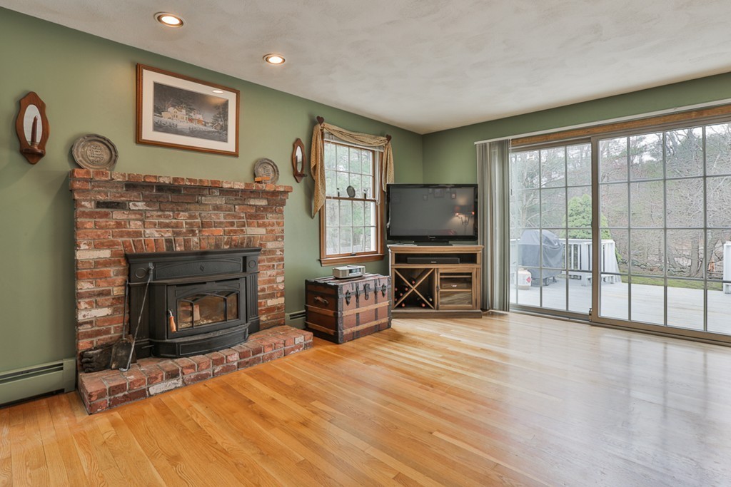25 Webb Street Middleton, MA 01949 - Photo 10 of 30 Gallery Image 10