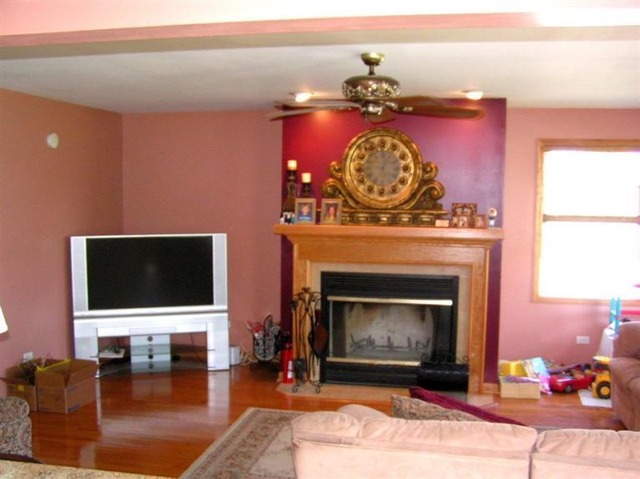 9779 Robinson Street Dyer, IN 46311 - Photo 3 of 24