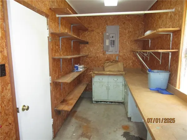 $218,000 | 1003 Dyson Creek Road, Pollock, LA 71467