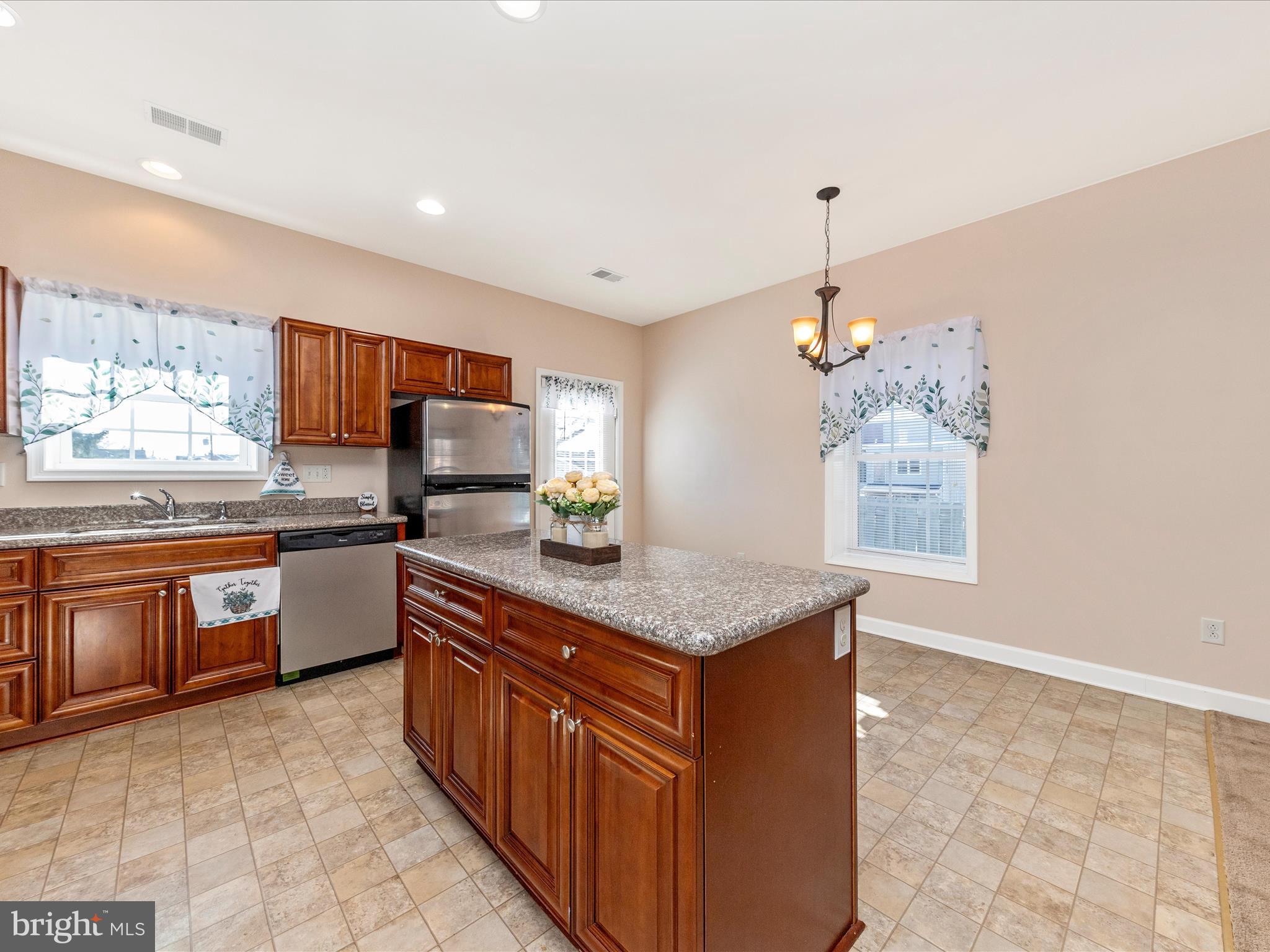 10 Wakefield Road Hagerstown, MD 21740 - Photo 13 of 45 Kitchen