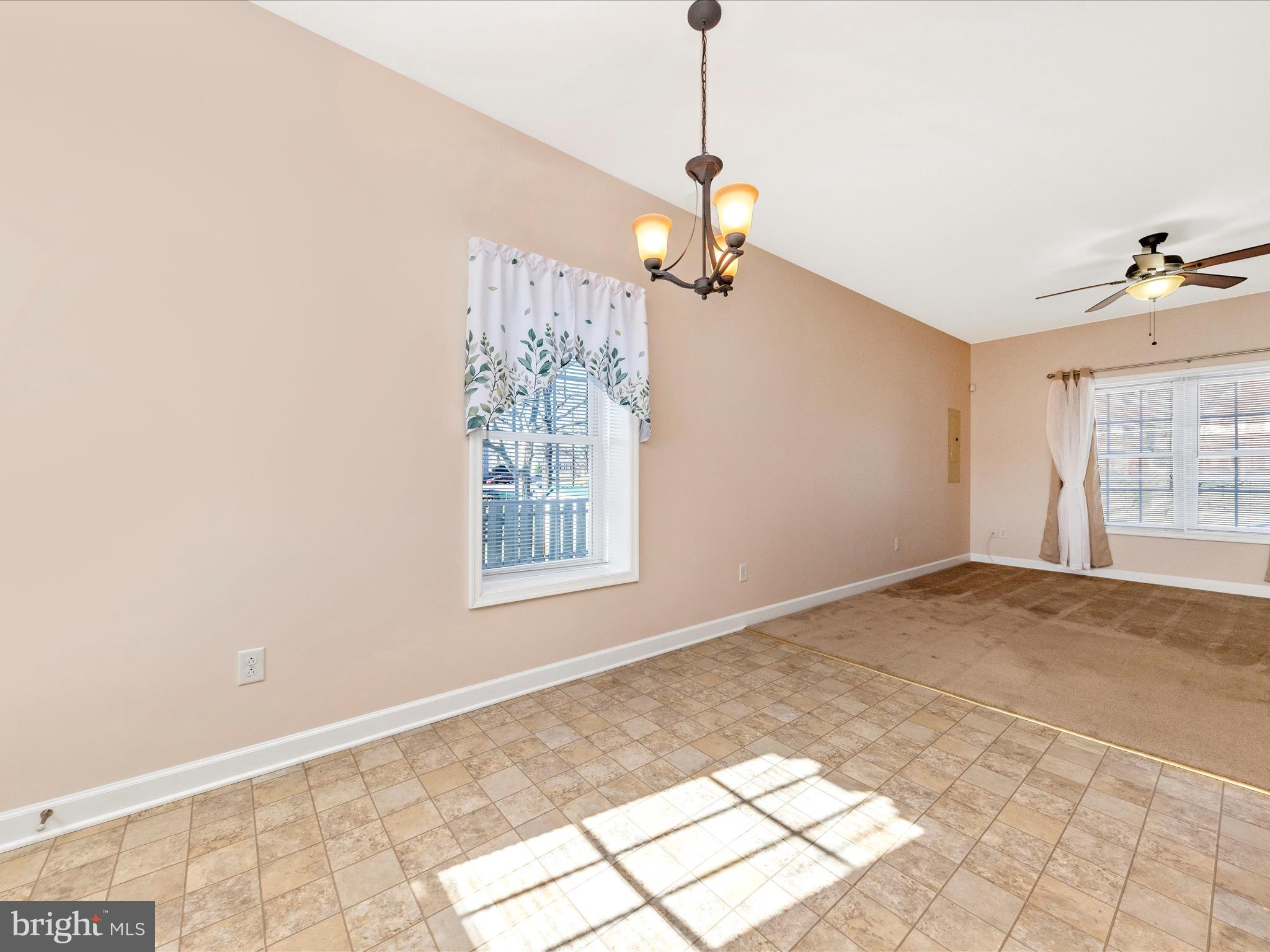 10 Wakefield Road Hagerstown, MD 21740 - Photo 15 of 45 Dining Room