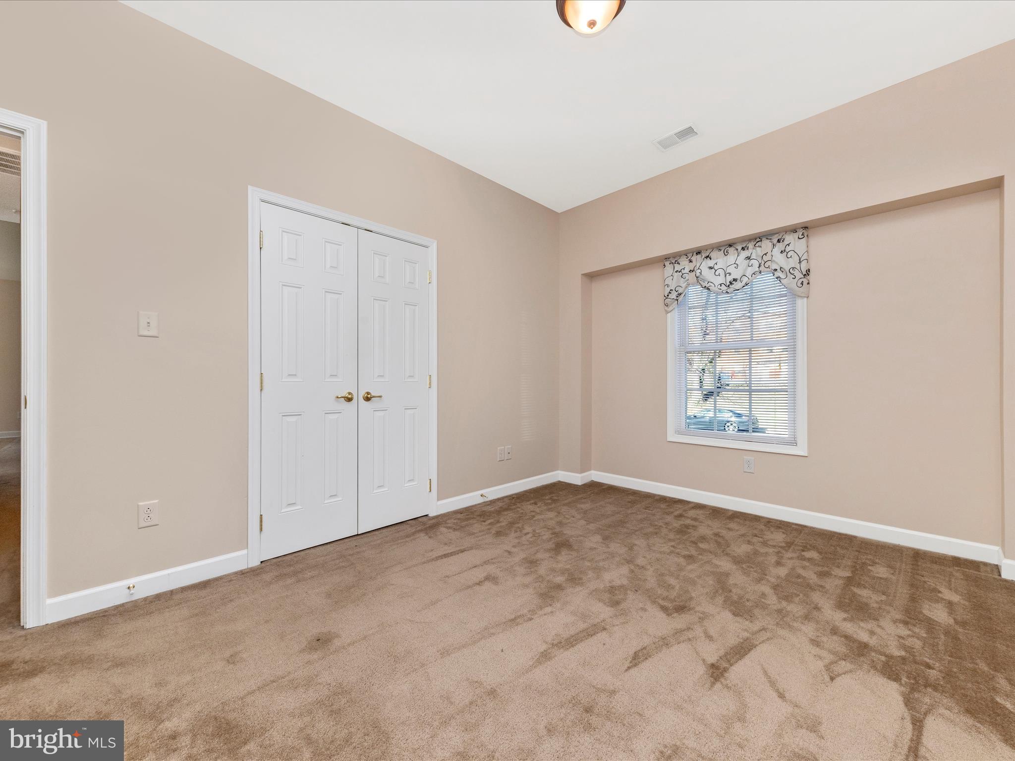 10 Wakefield Road Hagerstown, MD 21740 - Photo 29 of 45 Bedroom 3