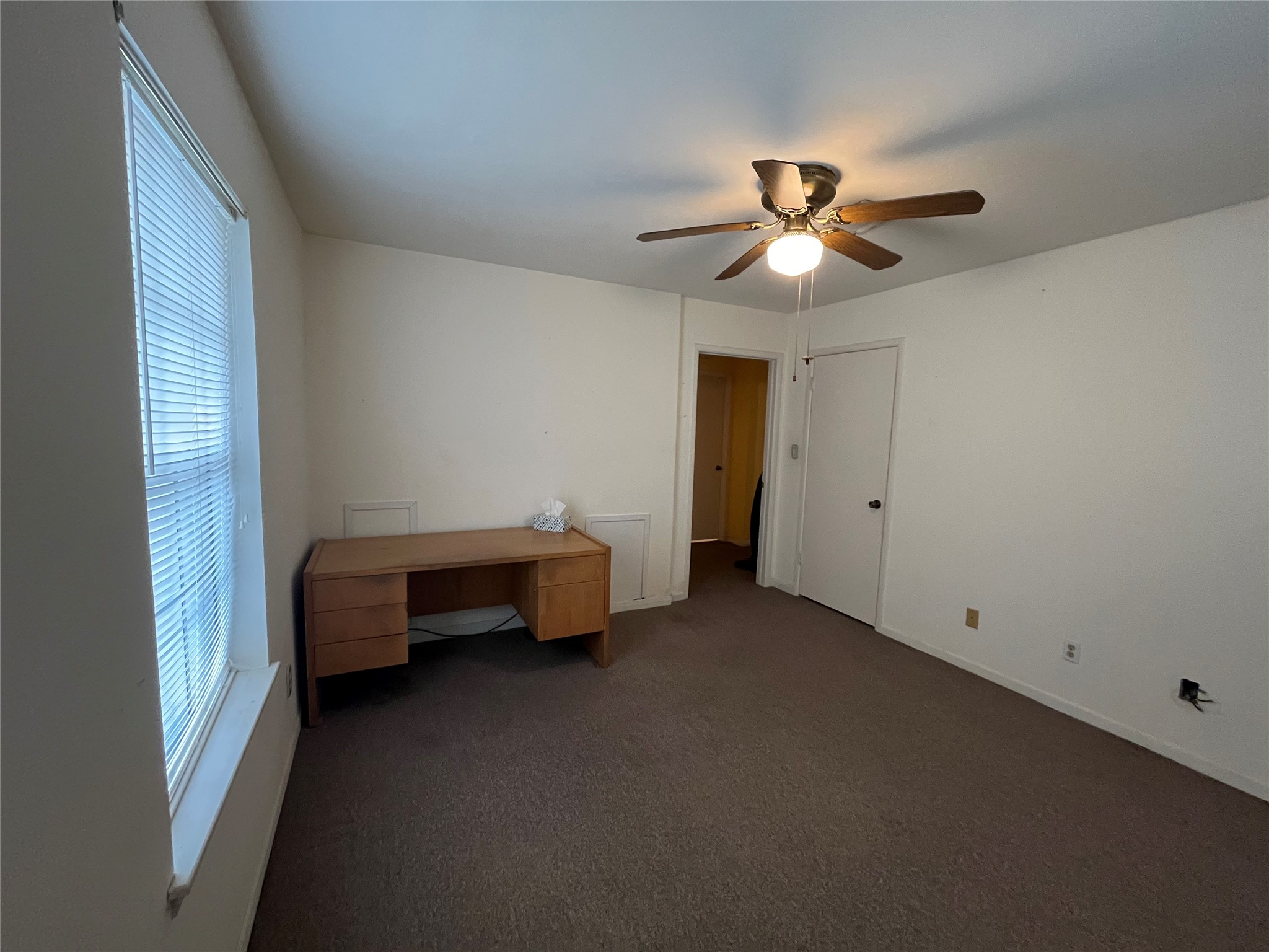 1475 Cr 16 Road Garwood, TX 77442 - Photo 32 of 43 a view of room with ceiling fan and window