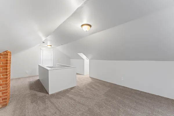 $124,999 | 20947 Beechwood Avenue, Eastpointe, MI 48021