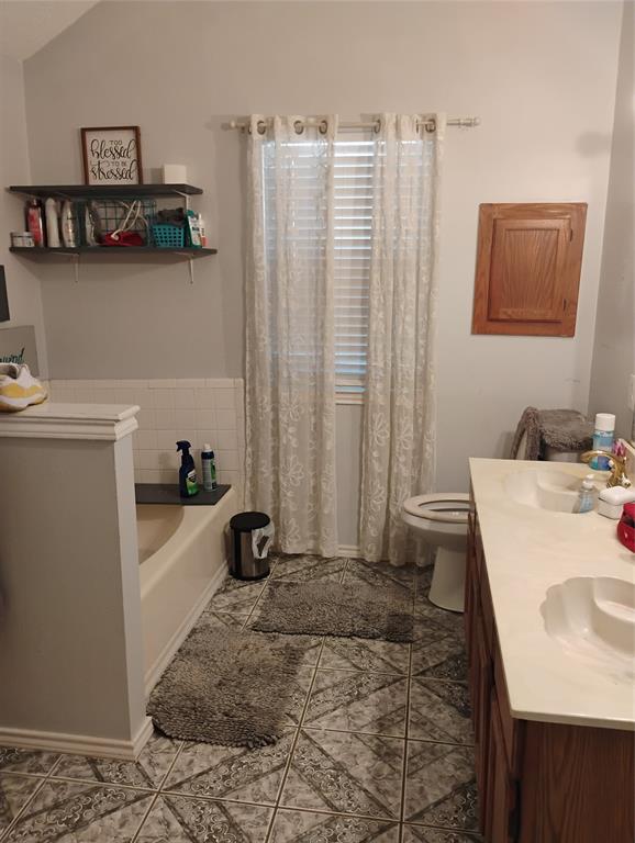 712 Atteberry Lane Lancaster, TX 75146 - Photo 4 of 14