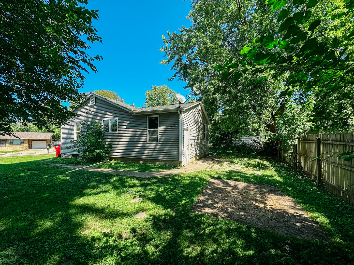 601 Bloomington Road Champaign, IL 61820 - Photo 14 of 14 Gallery Image 14