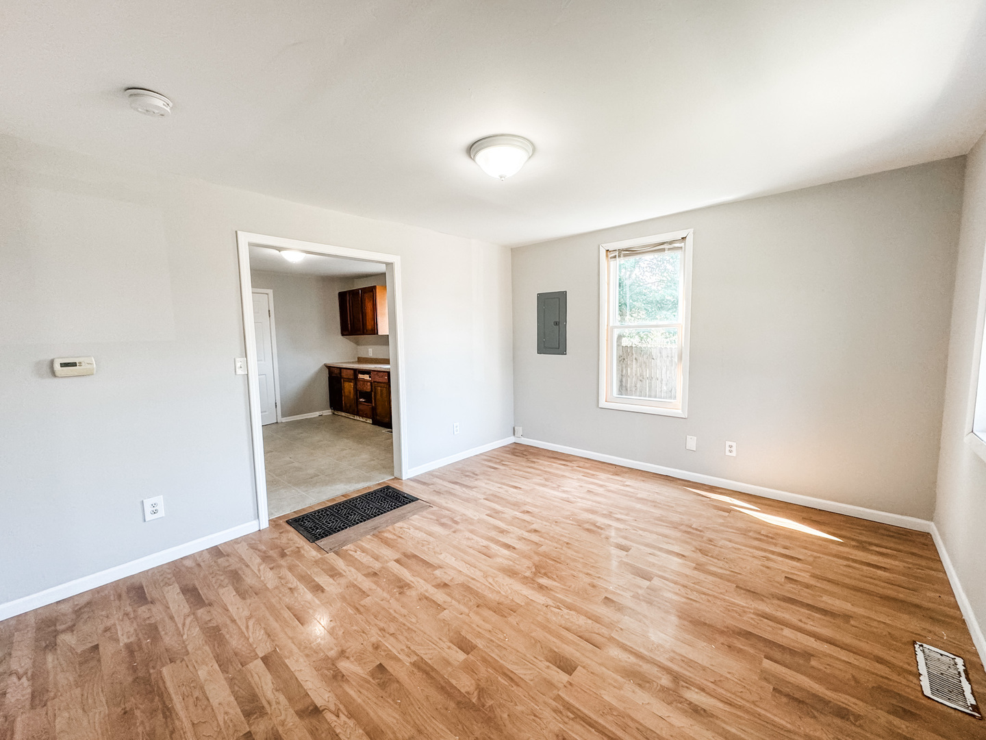 601 Bloomington Road Champaign, IL 61820 - Photo 2 of 14 Gallery Image 2
