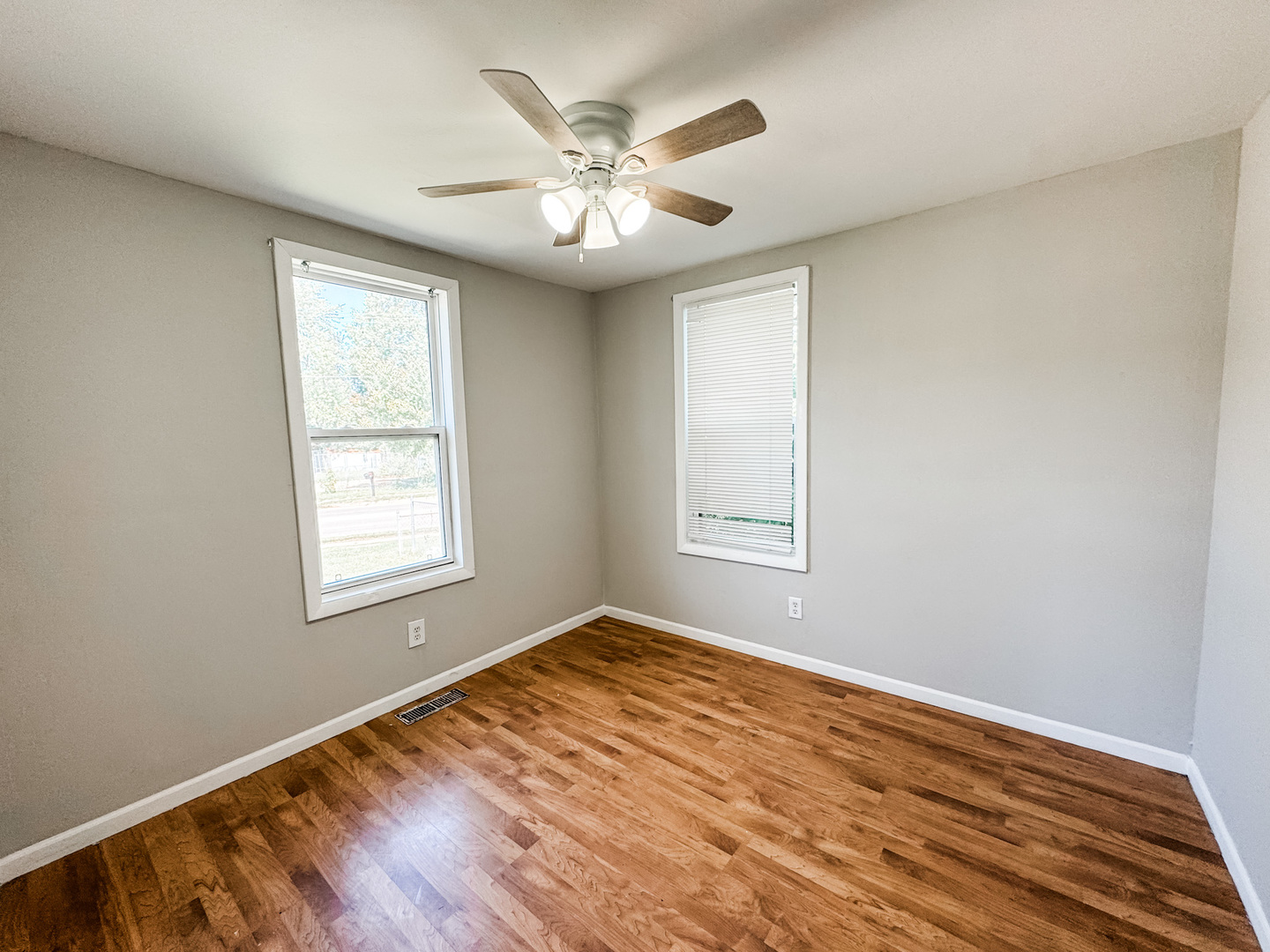 601 Bloomington Road Champaign, IL 61820 - Photo 7 of 14 Gallery Image 7