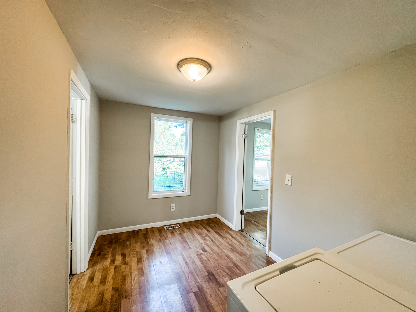 601 Bloomington Road Champaign, IL 61820 - Photo 10 of 14 Gallery Image 10