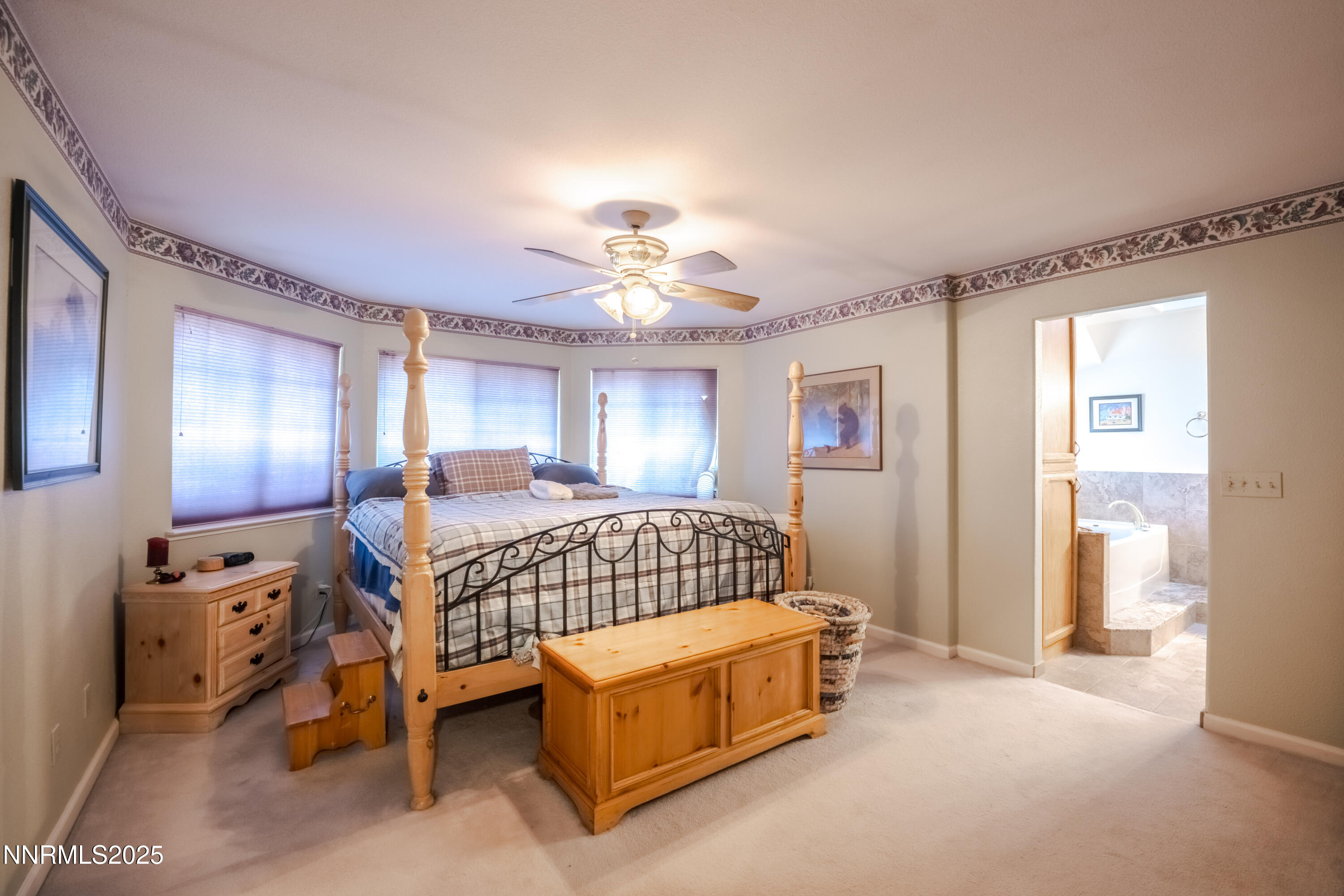 955 Carol Way Fernley, NV 89408 - Photo 12 of 51 955 Carol way master bedroom