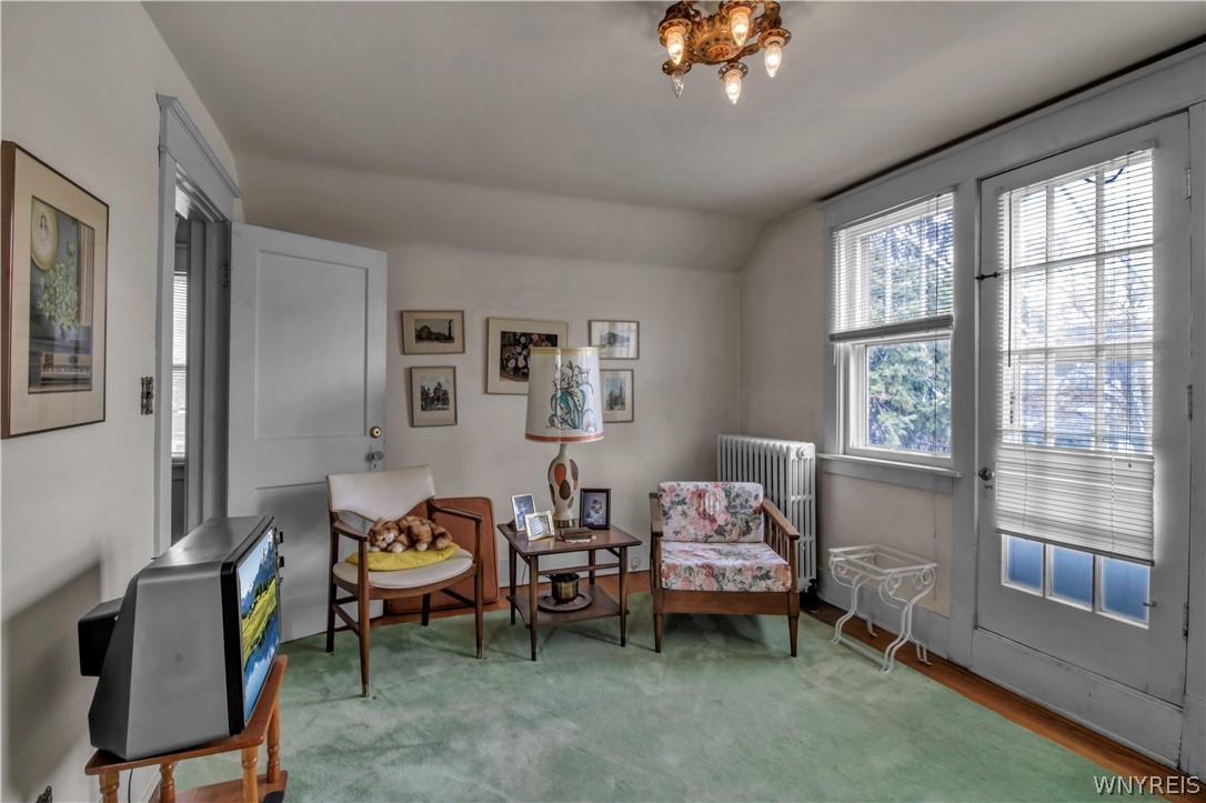 694 Eggert Road Buffalo, NY 14215 - Photo 27 of 39