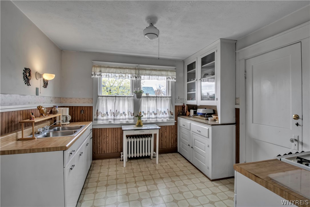 694 Eggert Road Buffalo, NY 14215 - Photo 33 of 39