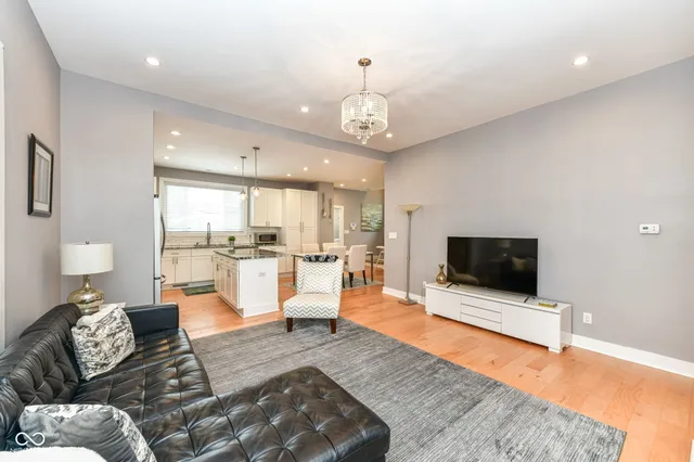 $349,999 | 710 Iowa Street, Indianapolis, IN 46203