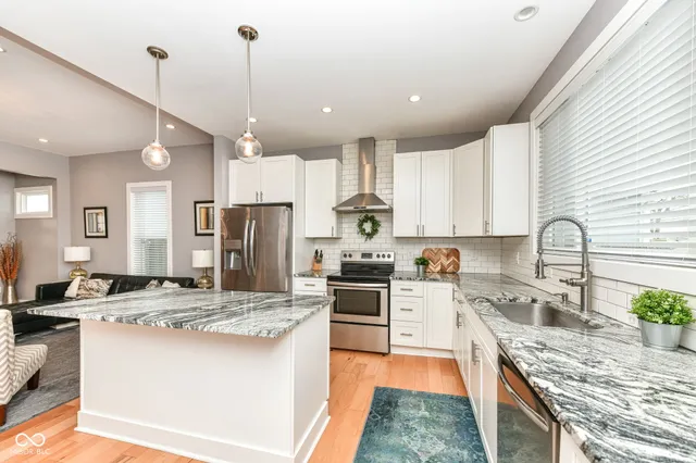 $349,999 | 710 Iowa Street, Indianapolis, IN 46203