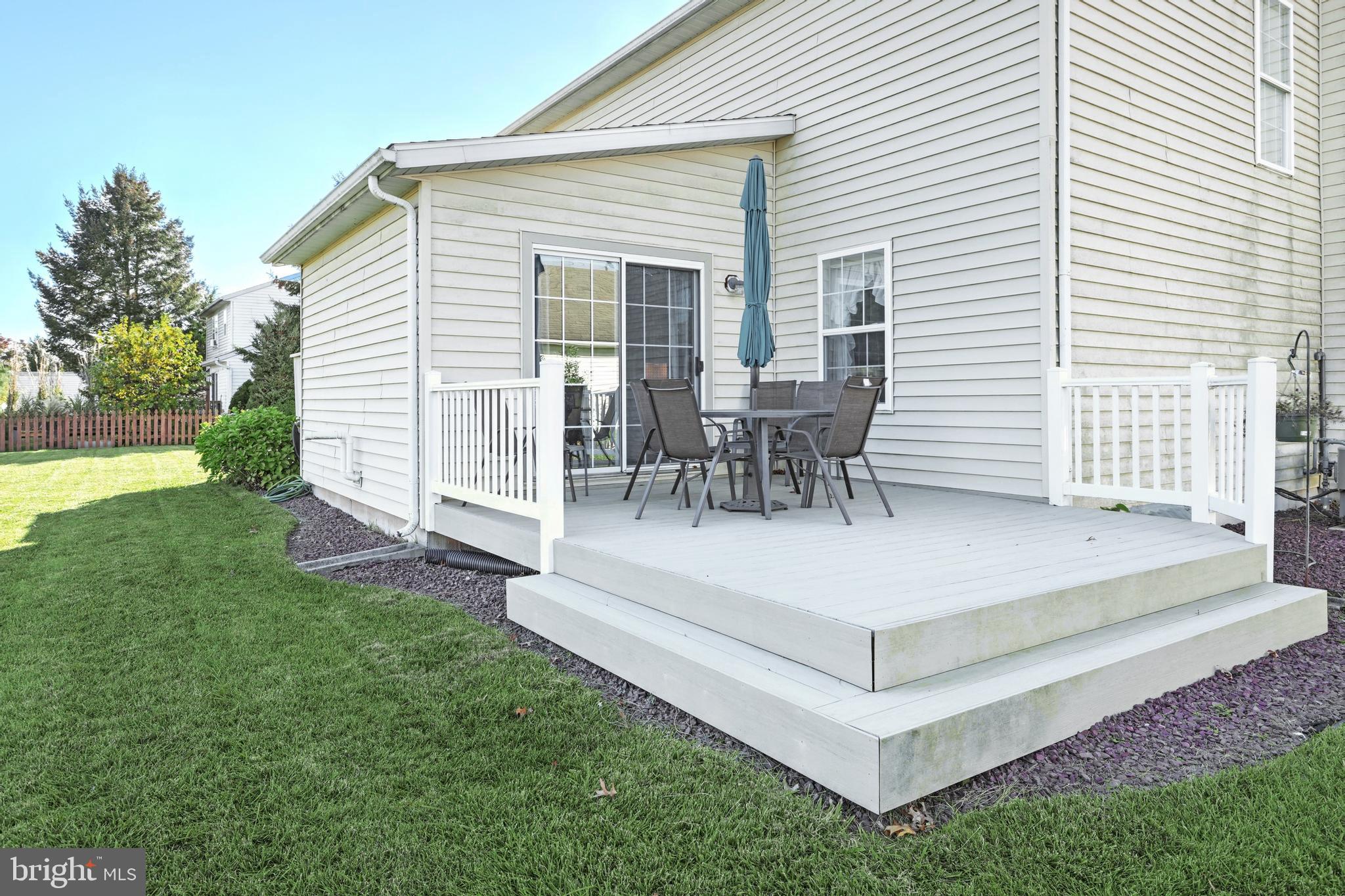3005 Raintree Road York, PA 17404 - Photo 7 of 38 Gallery Image 7