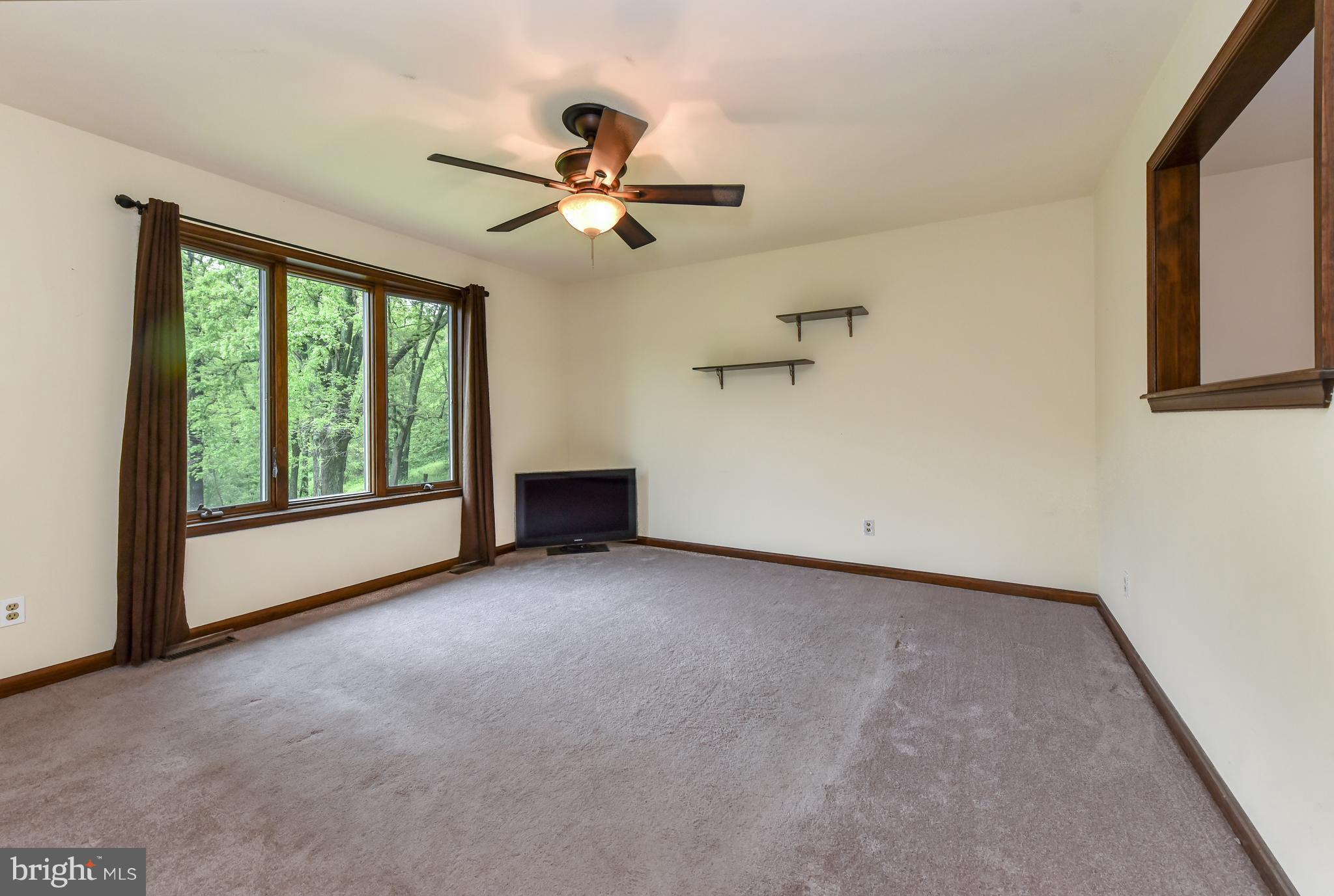 45 Springhill Road Rising Sun, MD 21911 - Photo 3 of 26 Family Room