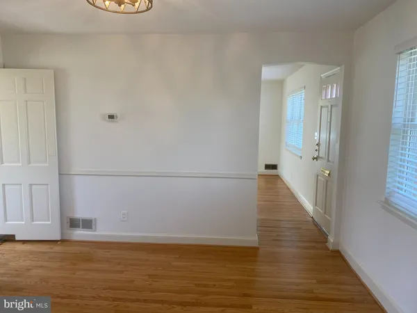 $4,500 | 716 North Overlook Drive, Alexandria, VA 22305