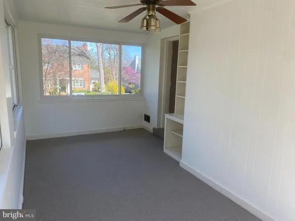 $4,500 | 716 North Overlook Drive, Alexandria, VA 22305