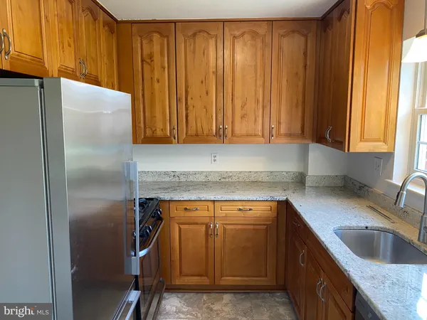 $4,500 | 716 North Overlook Drive, Alexandria, VA 22305