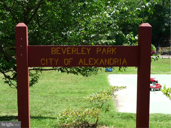 $4,500 | 716 North Overlook Drive, Alexandria, VA 22305