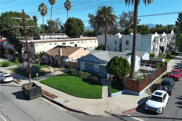 an aerial view of multiple house