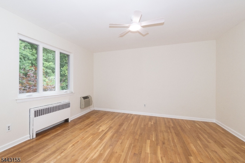 7C Stone Hill Road Springfield, NJ 07081 - Photo 5 of 8