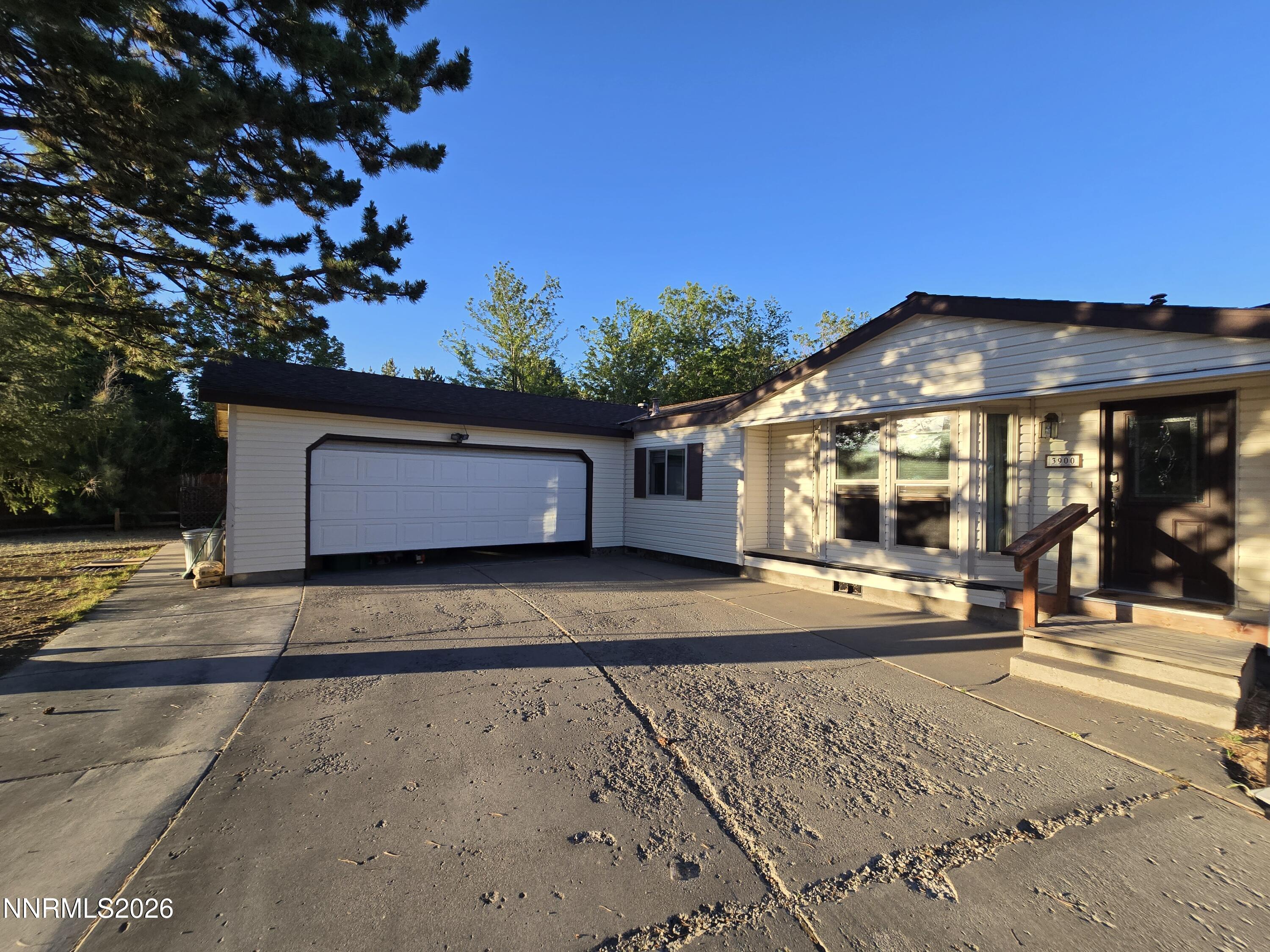 3900 Puffin Street Reno, NV 89508 - Photo 17 of 29 20260612_194043