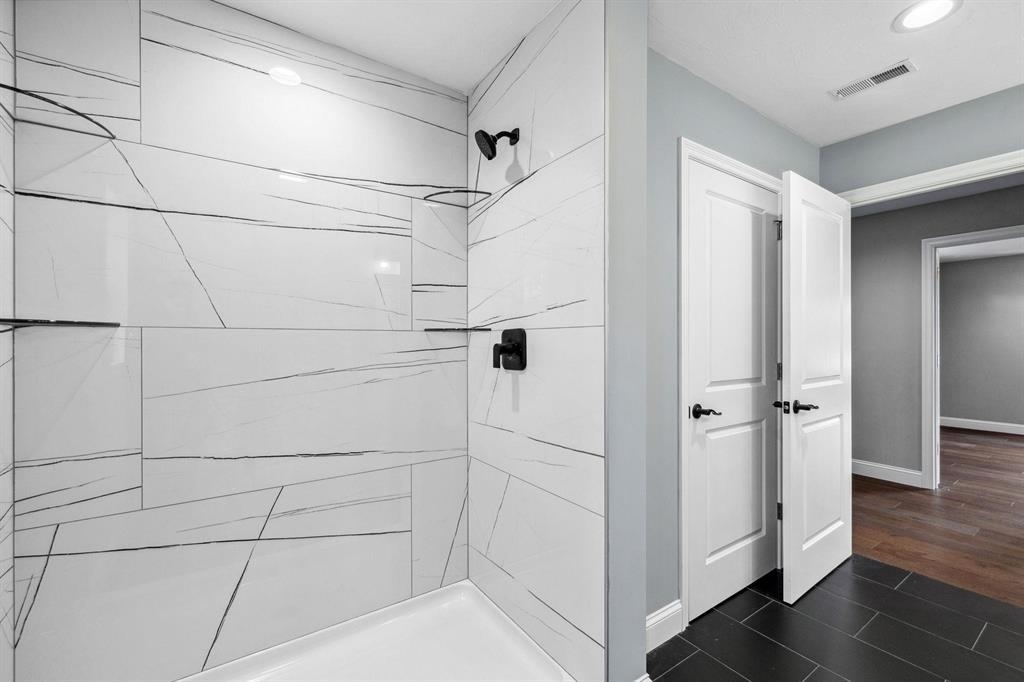 7 Buker Street Nashua, NH 03064 - Photo 9 of 13