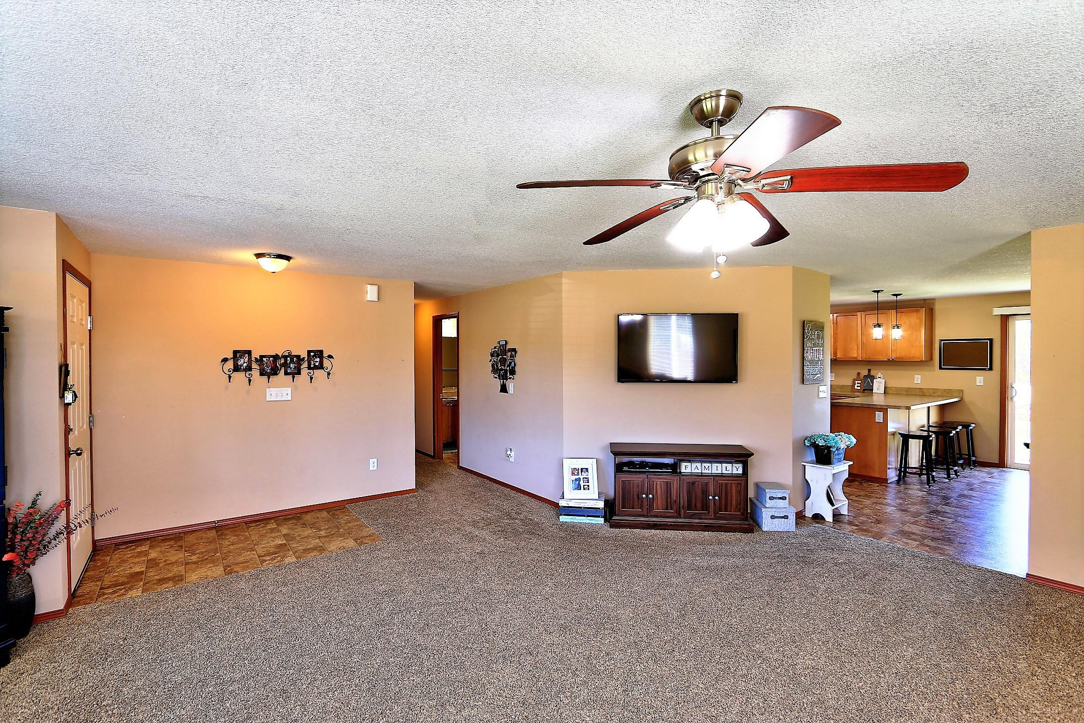 11720 Ramirez Road Klamath Falls, OR 97603 - Photo 11 of 30 IMG_9154_55_56_57_58_59_60