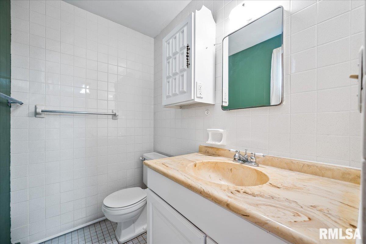407 Devonshire Road Washington, IL 61571 - Photo 23 of 45 Gallery Image 23
