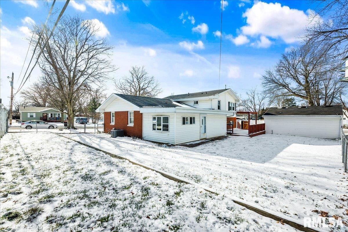 407 Devonshire Road Washington, IL 61571 - Photo 27 of 45 Gallery Image 27