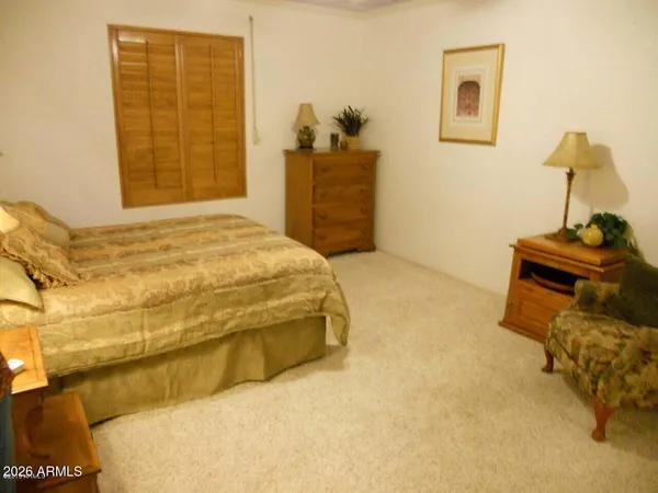 $2,200 | 15821 North 9th Place, Phoenix, AZ 85022