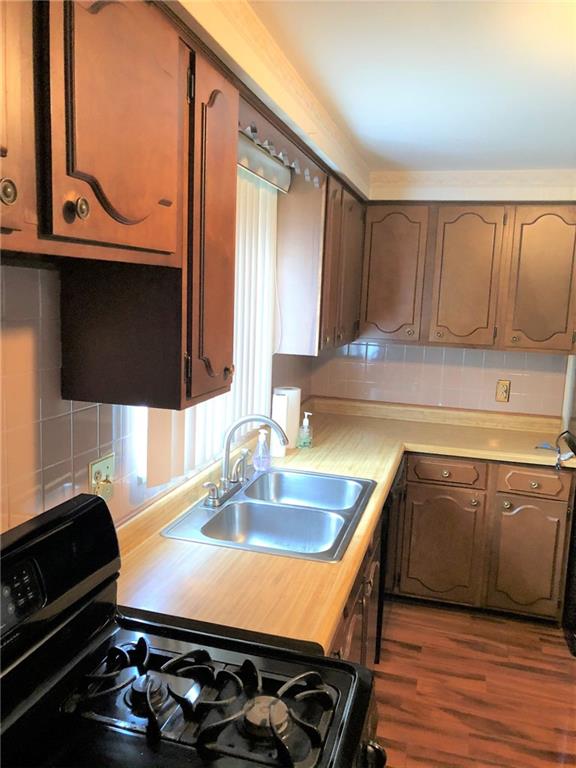 1506 Chartiers Avenue McKees Rocks, PA 15136 - Photo 5 of 14
