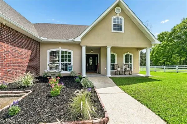 $375,000 | 18252 Highway 16, Amite, LA 70422