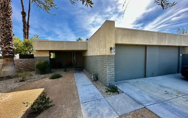 $275,000 | 1679 Sunflower Court North, Palm Springs, CA 92262