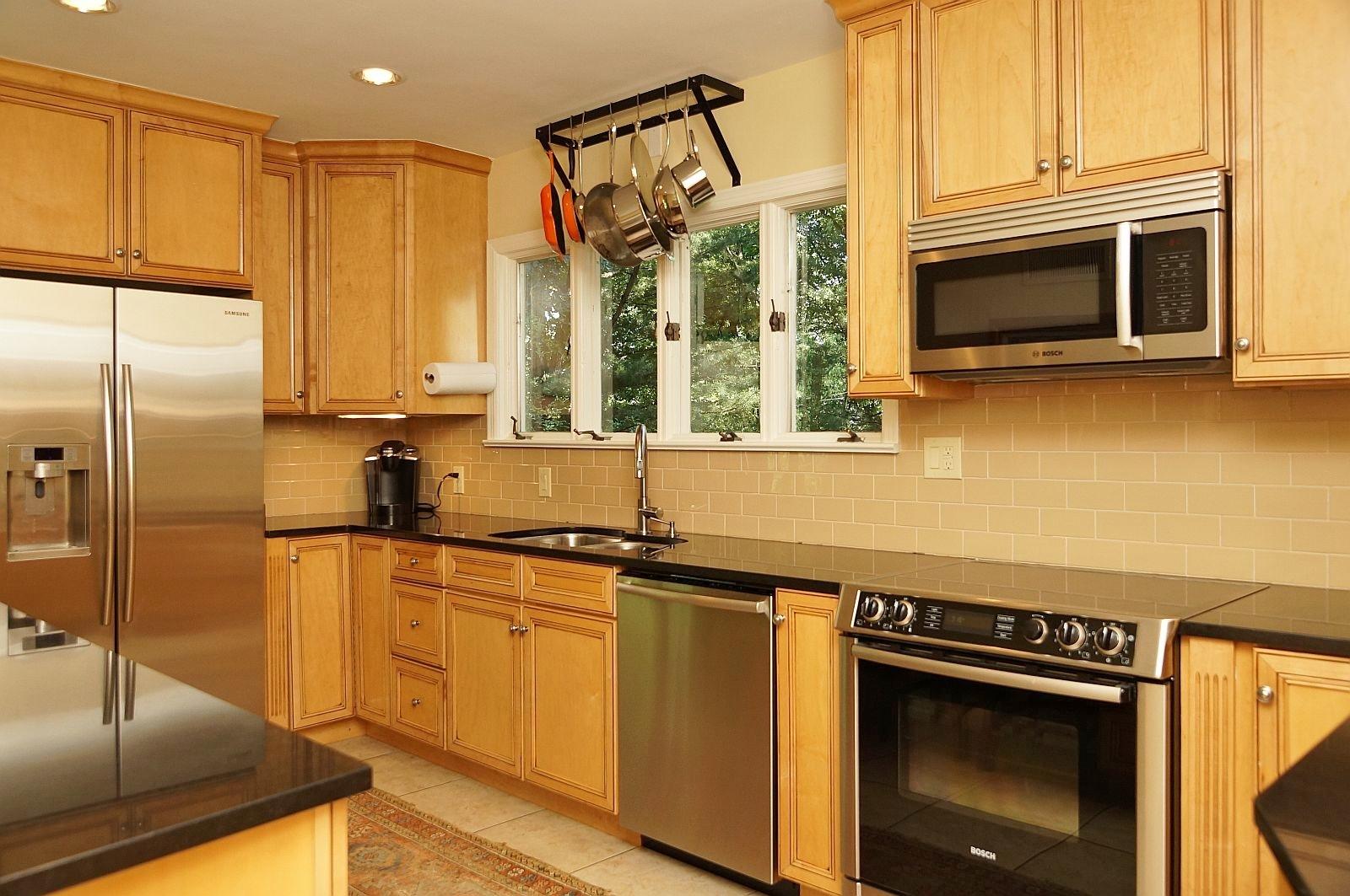 3151 West Ridge Road Southwest Roanoke, VA 24014 - Photo 17 of 61 DSC05241