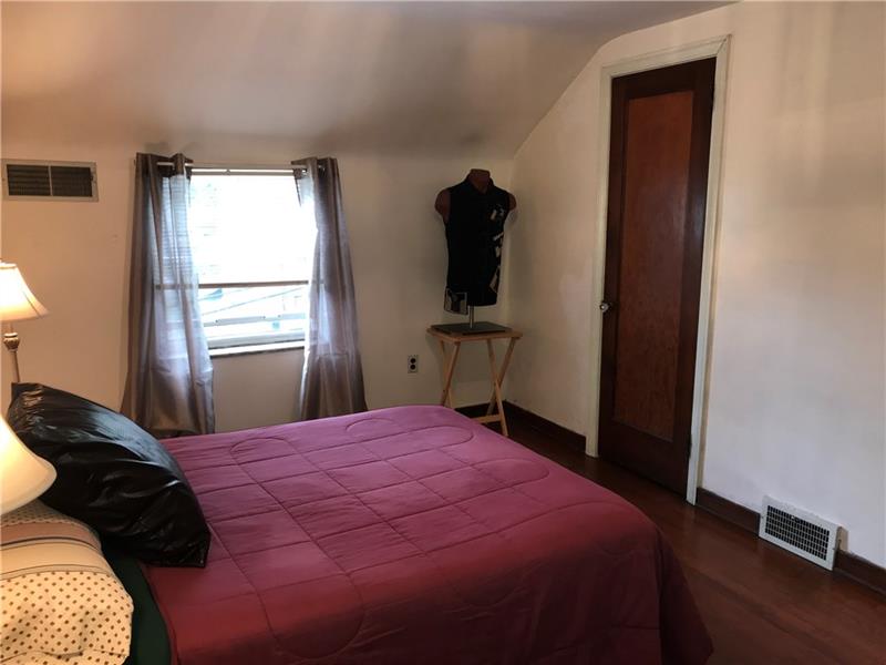 1518 Collins Road Pittsburgh, PA 15221 - Photo 18 of 25 Master Bedroom - 2 steps from Bathroom!