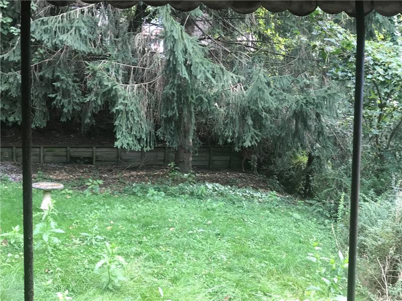 1518 Collins Road Pittsburgh, PA 15221 - Photo 24 of 25 Exterior Rear Yard, Private!