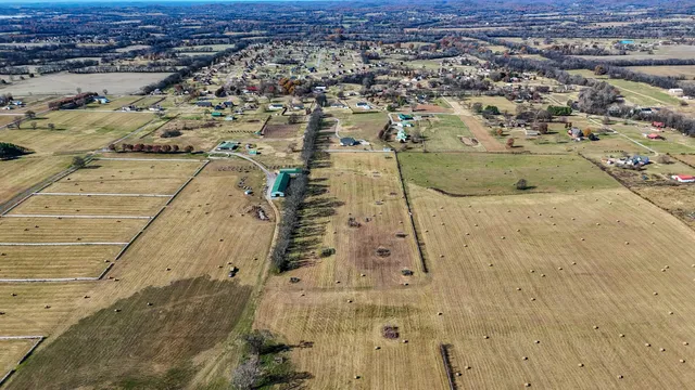 $639,900 | 776 Rock Springs Road, Castalian Springs, TN 37031