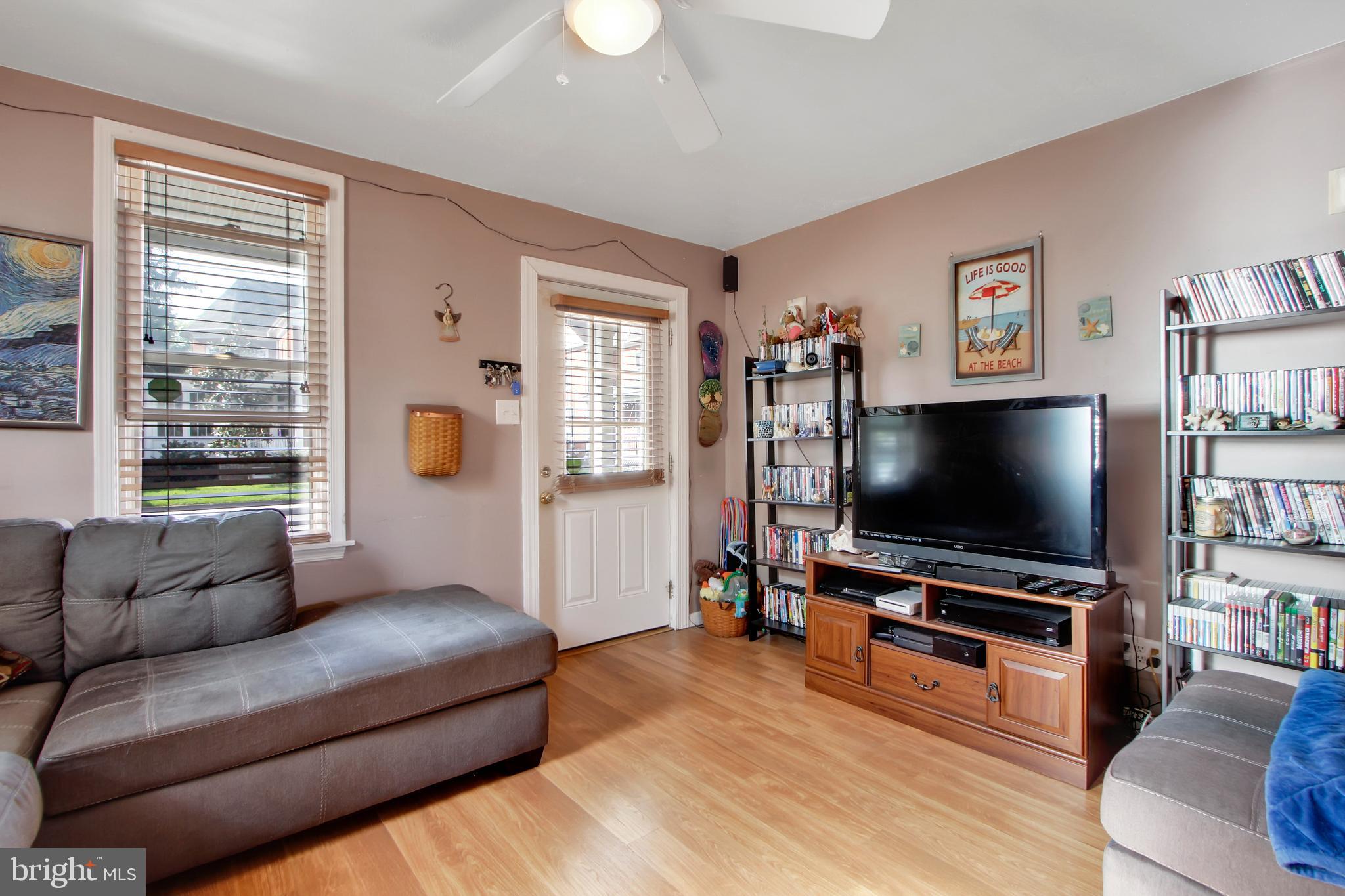 279 3rd Street Hanover, PA 17331 - Photo 4 of 25 Gallery Image 4