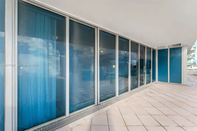 $2,590,000 | 6899 Collins Avenue, Unit 601, Miami Beach, FL 33141