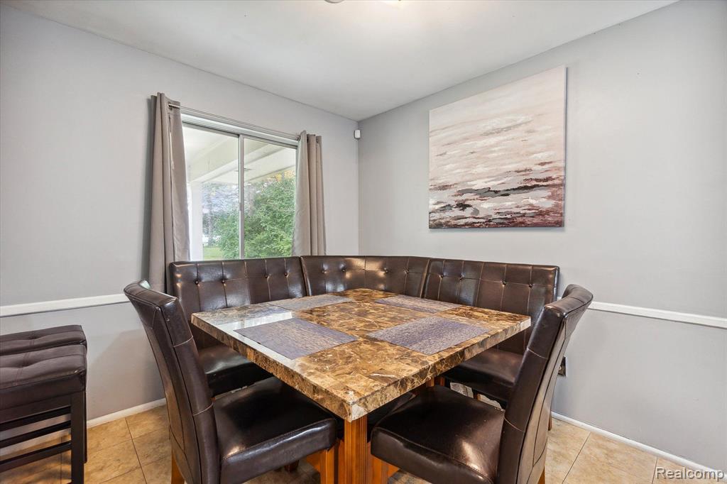 3087 Red Barn Road Flint, MI 48507 - Photo 15 of 42
