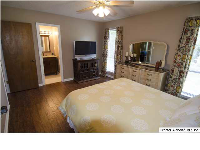4612 Sylvaner Lane Birmingham, AL 35244 - Photo 17 of 25